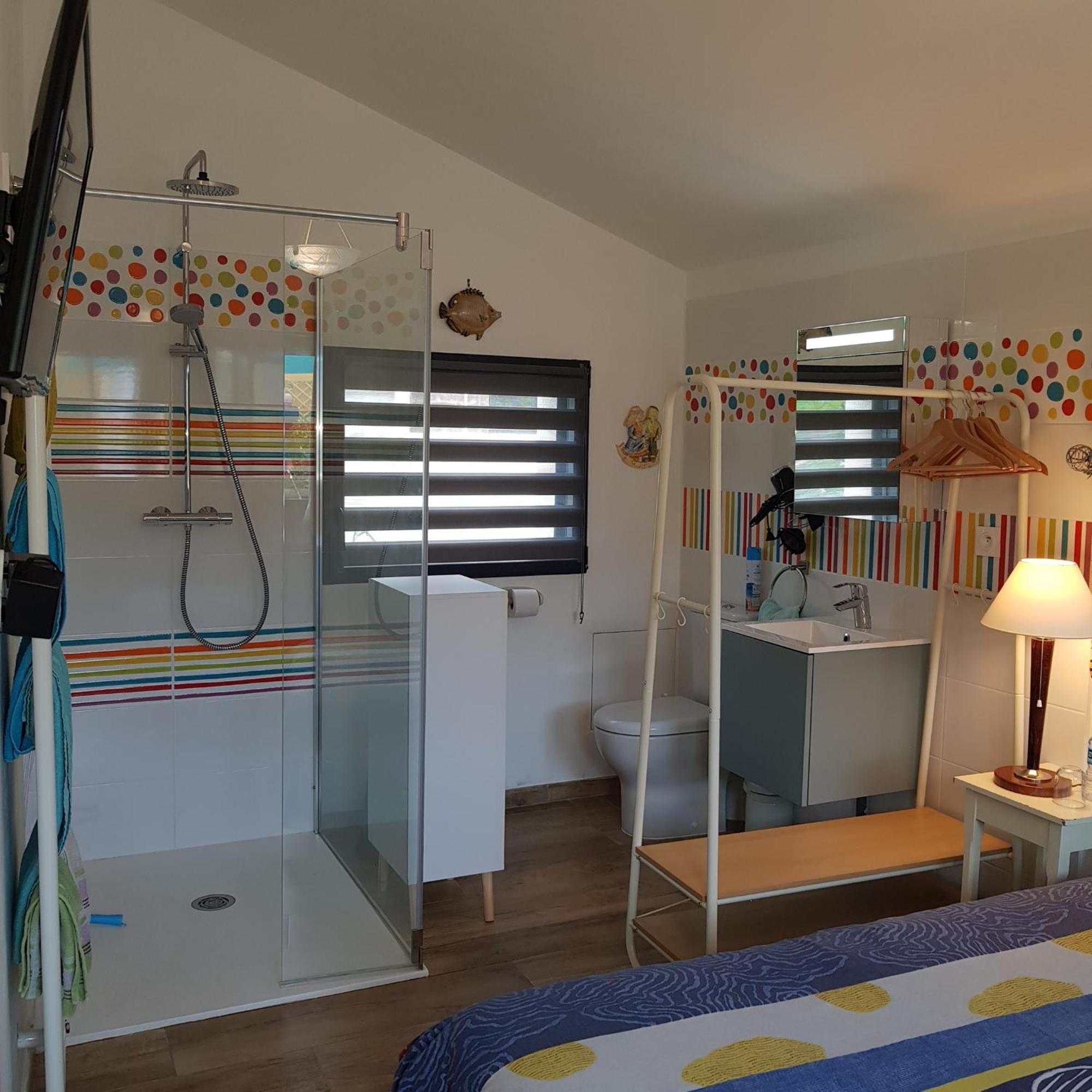 Le Jardin Bed & Breakfast Coudeville Екстериор снимка
