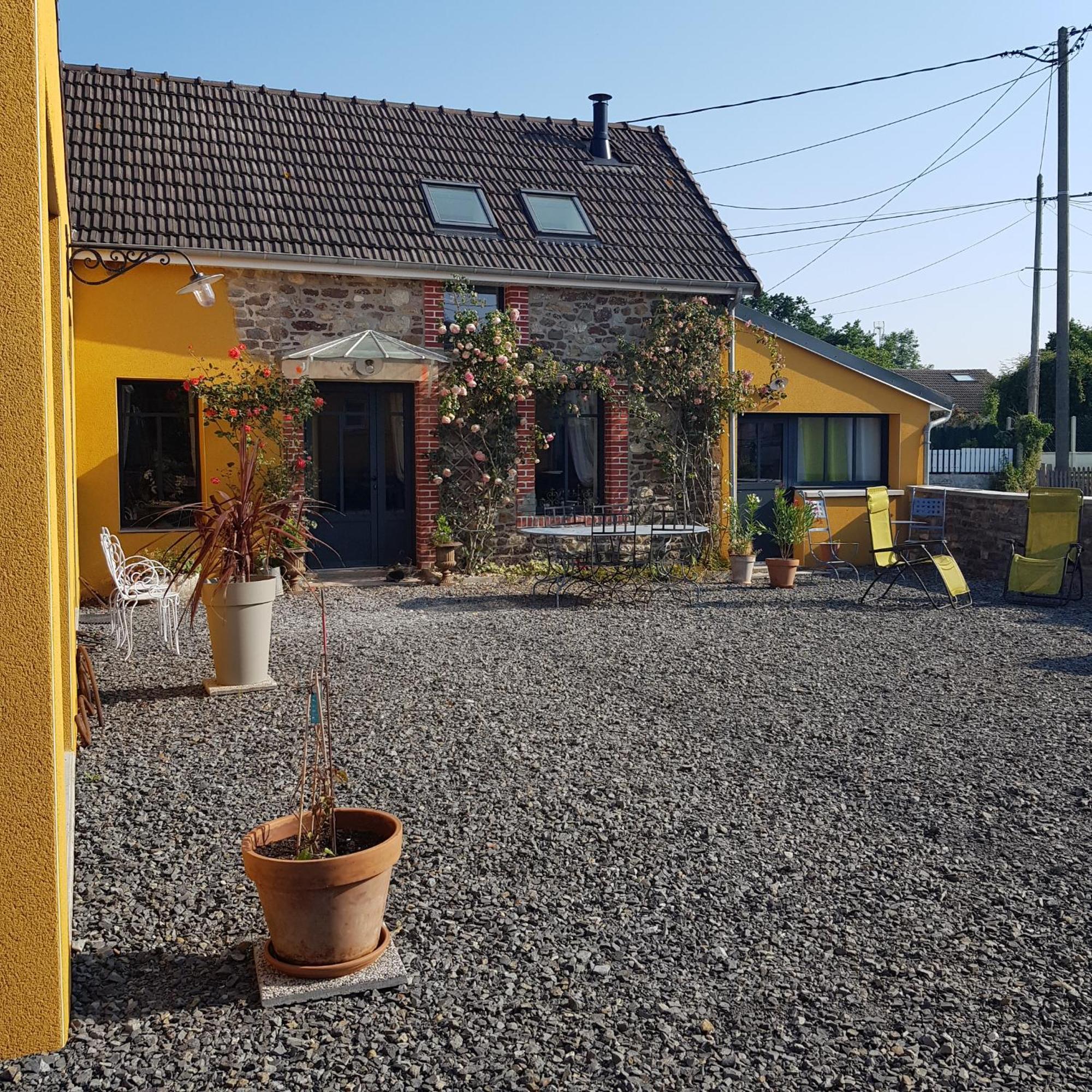 Le Jardin Bed & Breakfast Coudeville Екстериор снимка